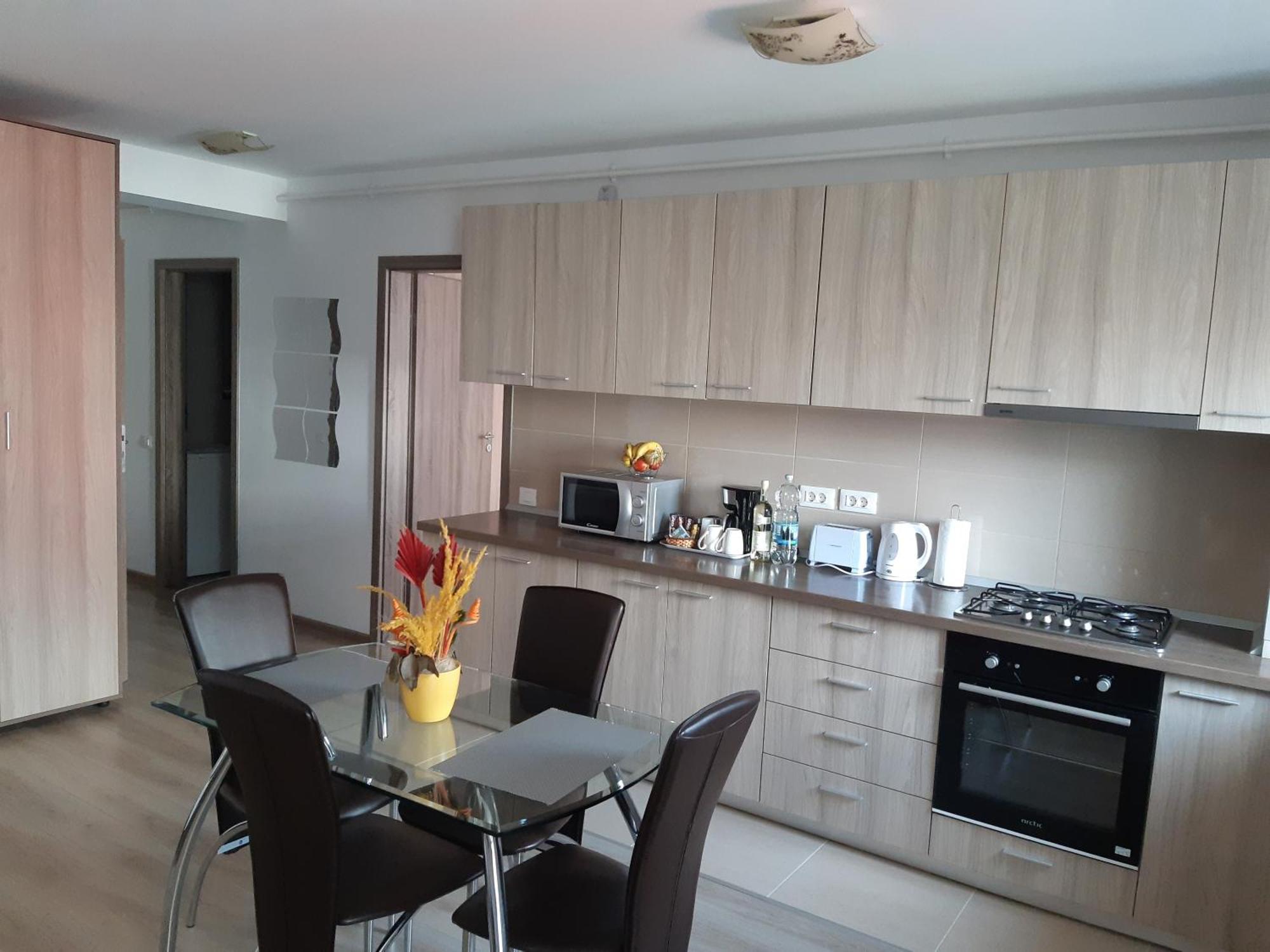 Apartament Marcel - Coresi Mall Braşov Eksteriør billede