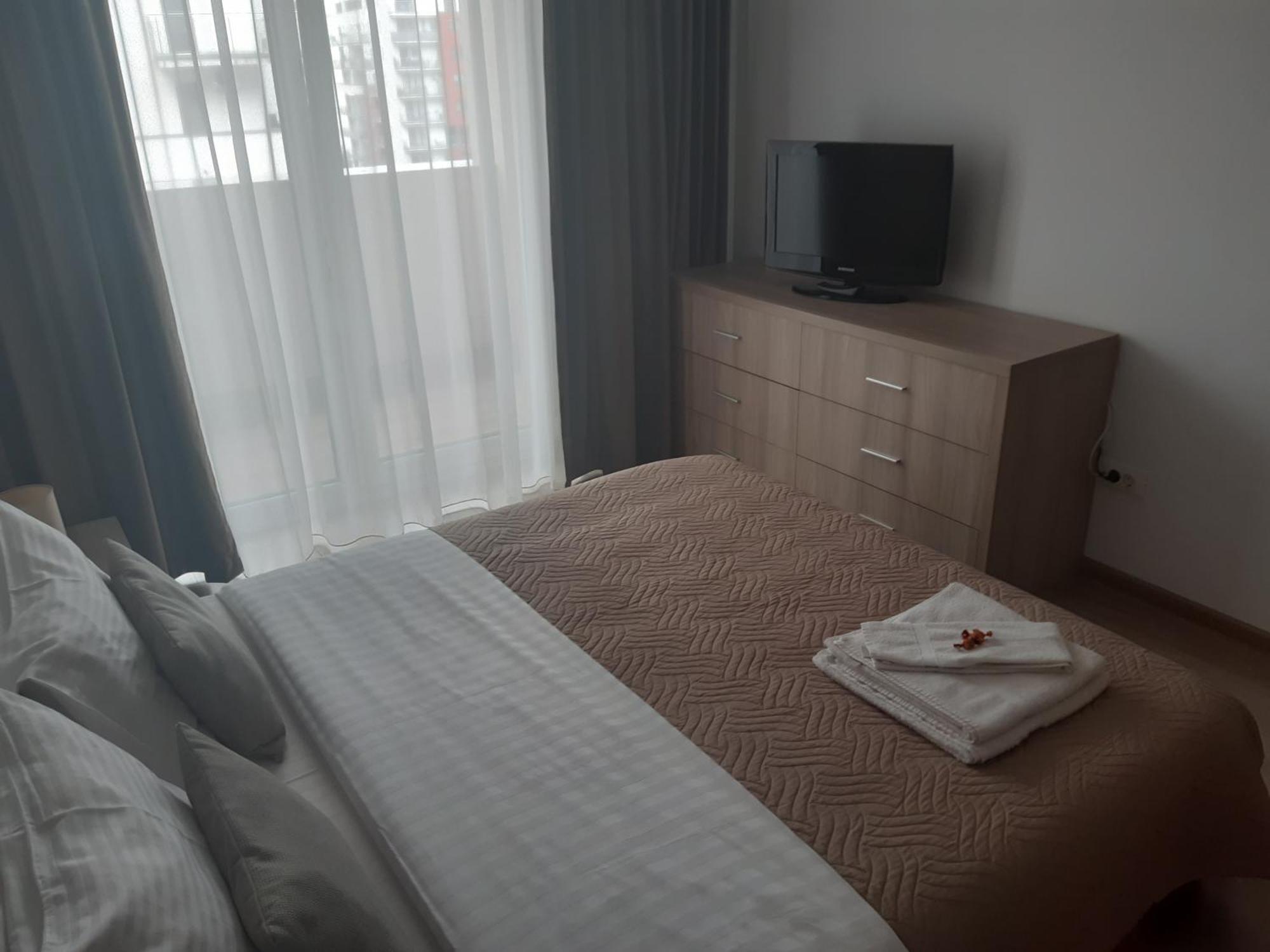 Apartament Marcel - Coresi Mall Braşov Eksteriør billede