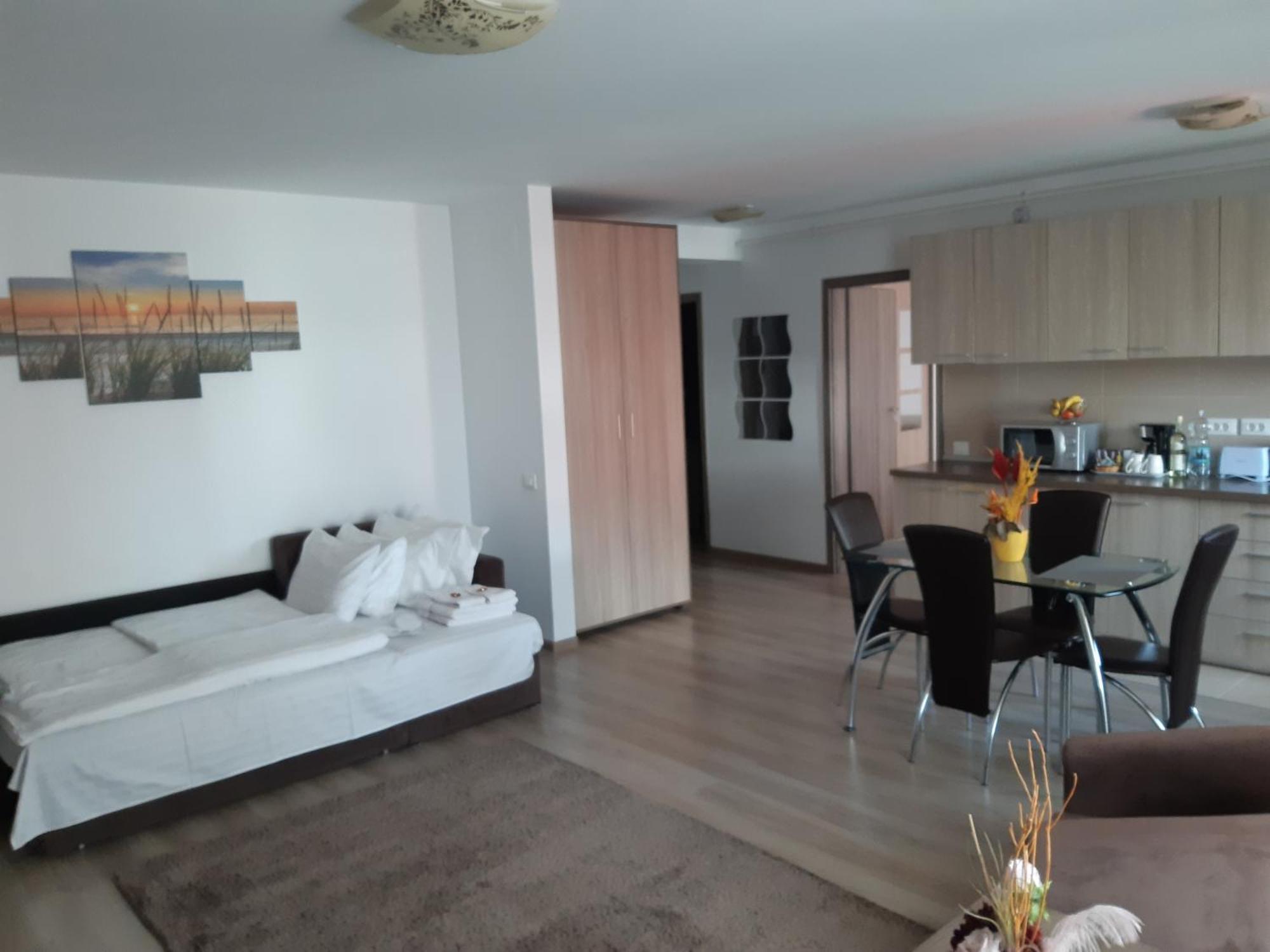 Apartament Marcel - Coresi Mall Braşov Eksteriør billede